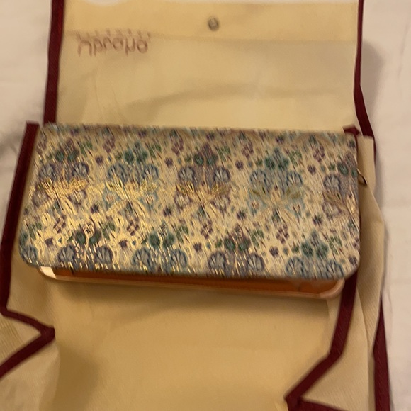 Woman Large Wallet - Picture 2 of 3